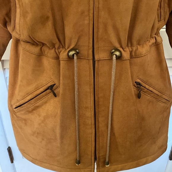VTG ‘90s John Carlisle Suede Jacket - Picture 4 of 15